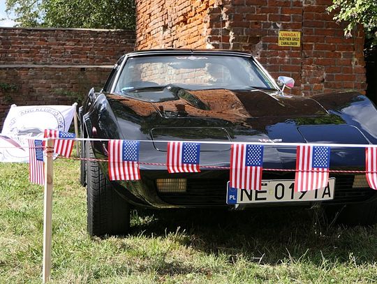 American Cars in the Elbląg's Old Town