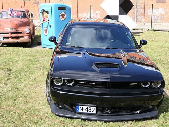 American Cars in the Elbląg's Old Town