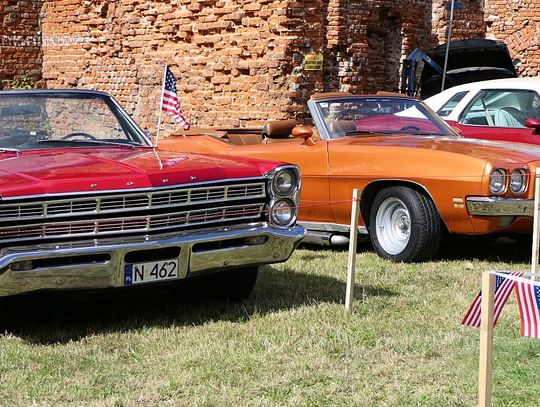 American Cars in the Elbląg's Old Town