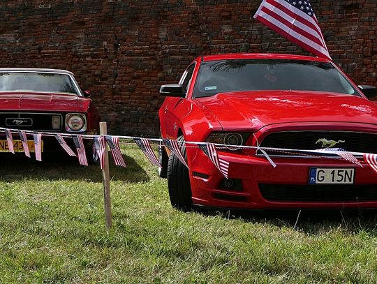 American Cars in the Elbląg's Old Town